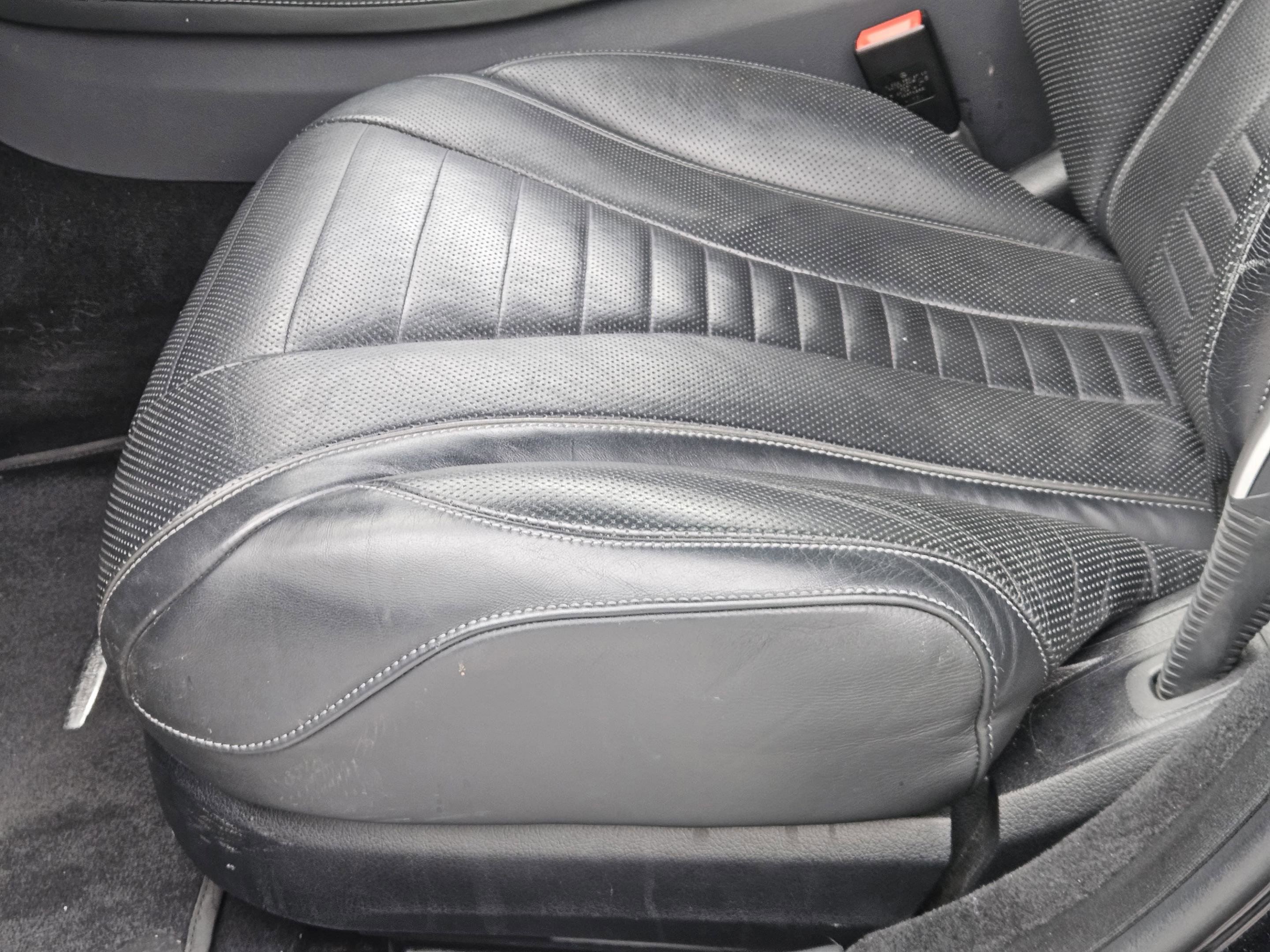 Used 2019 Mercedes-Benz S 560 Sedan image 24