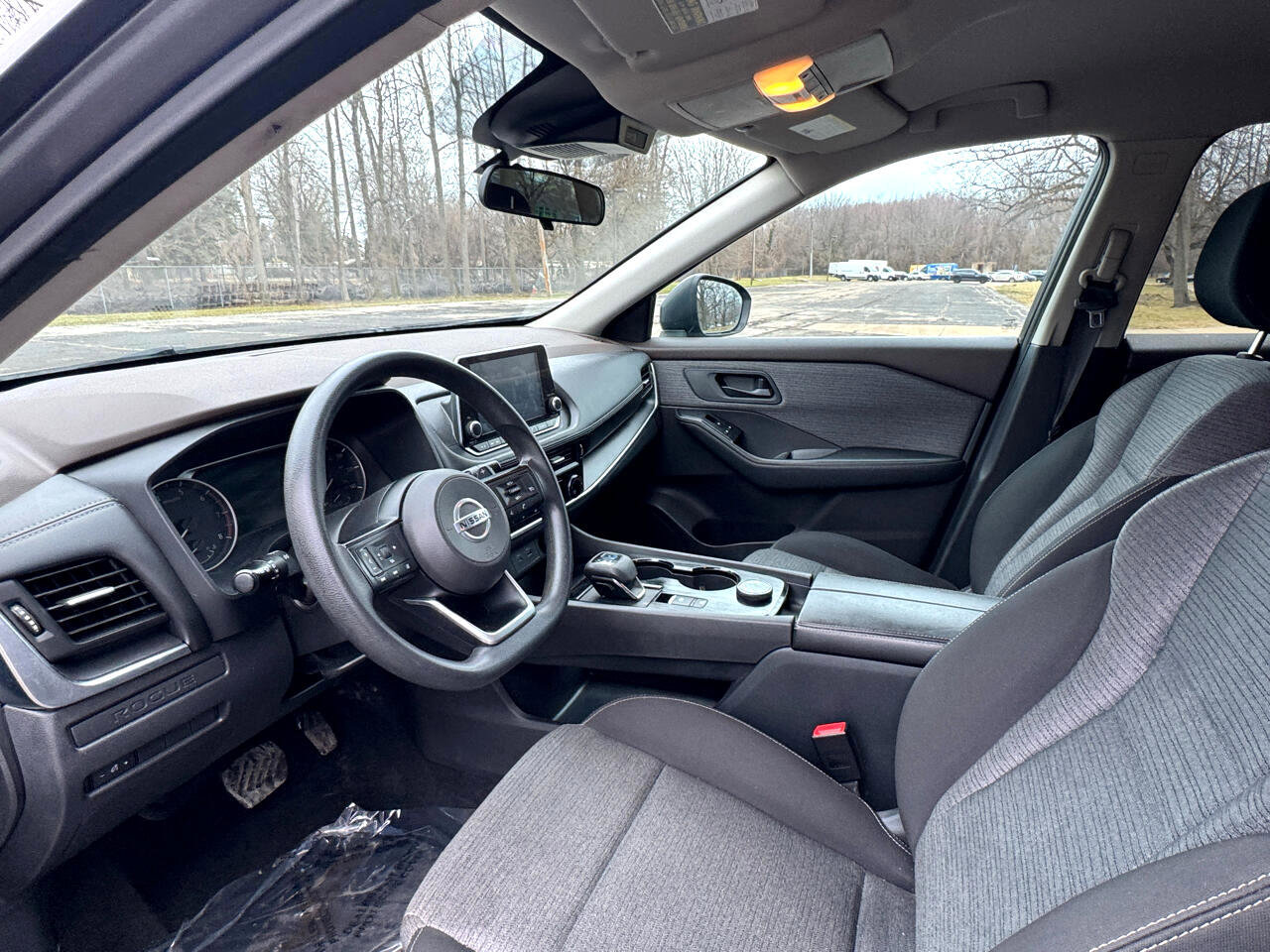 Used 2021 Nissan Rogue S image 21
