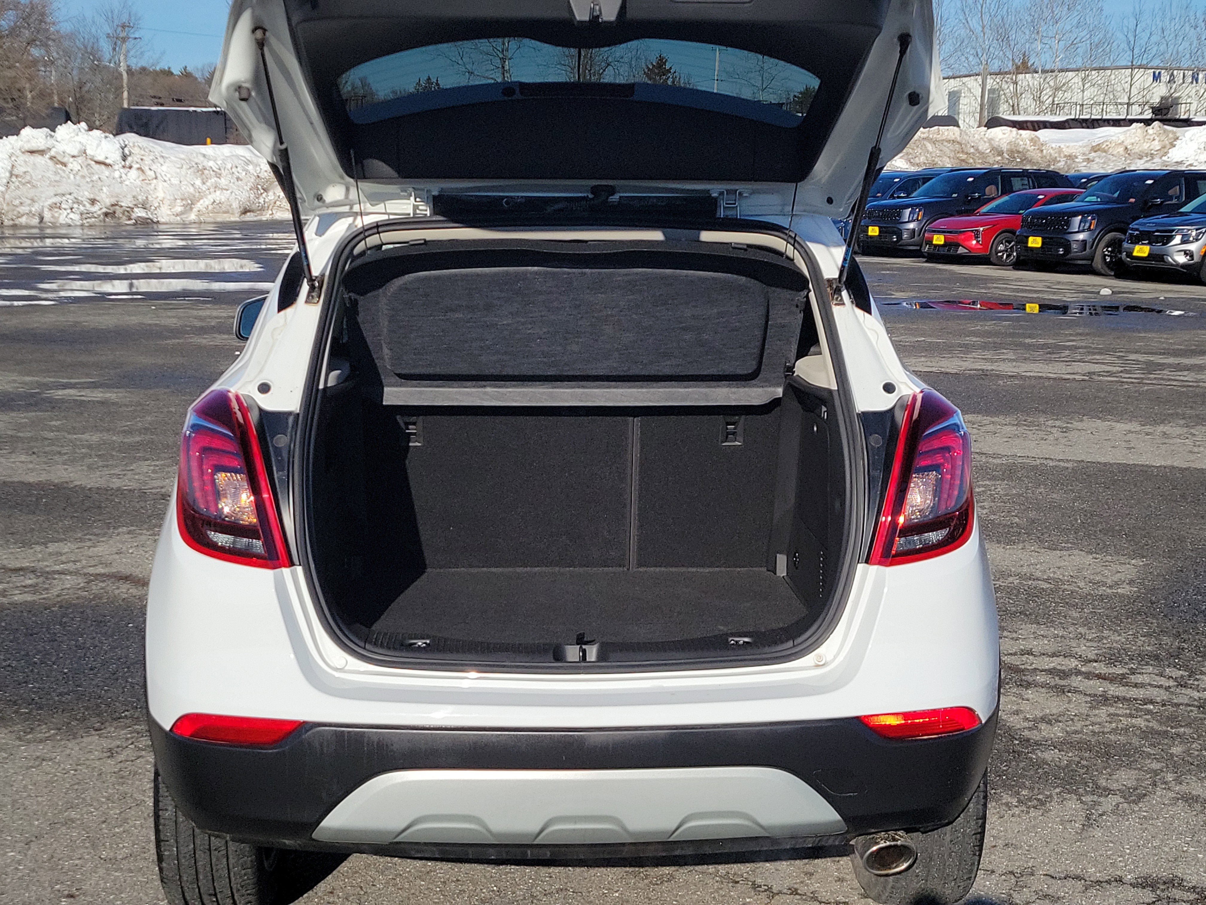 Certified 2022 Buick Encore Preferred w/ Safety Package image 17