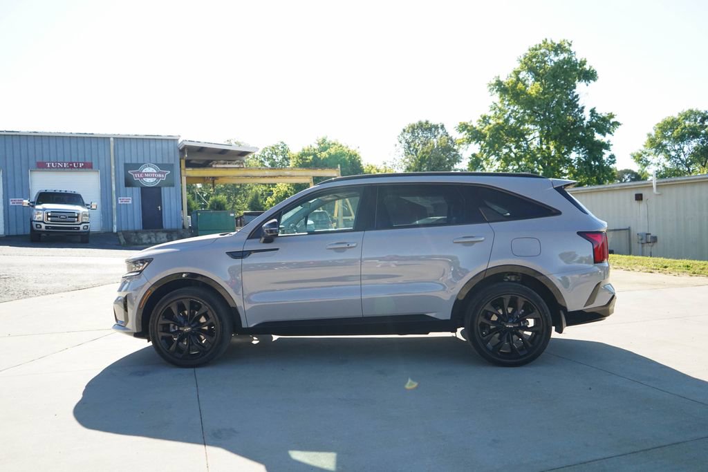 Used 2022 Kia Sorento SX AWD/4WD image 24