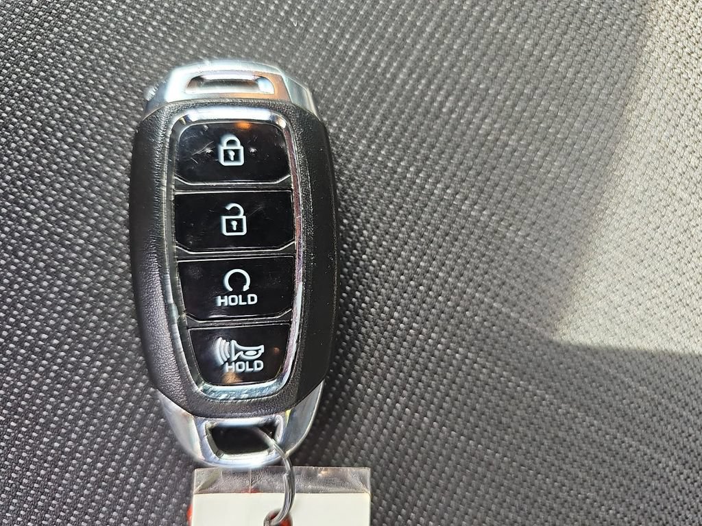 Used 2022 Hyundai Kona SEL w/ Cargo Package FWD image 33