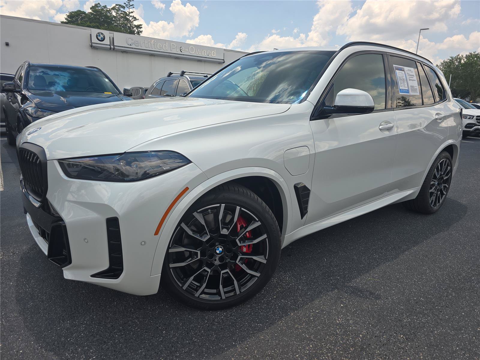 Used 2026 BMW X5 xDrive50e w/ M Sport Package AWD/4WD image 28