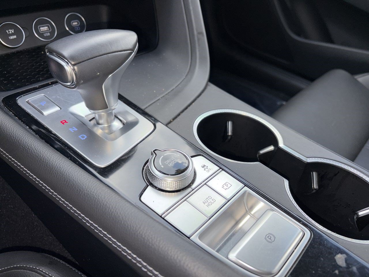Used 2026 Genesis G70 2.5T RWD image 19