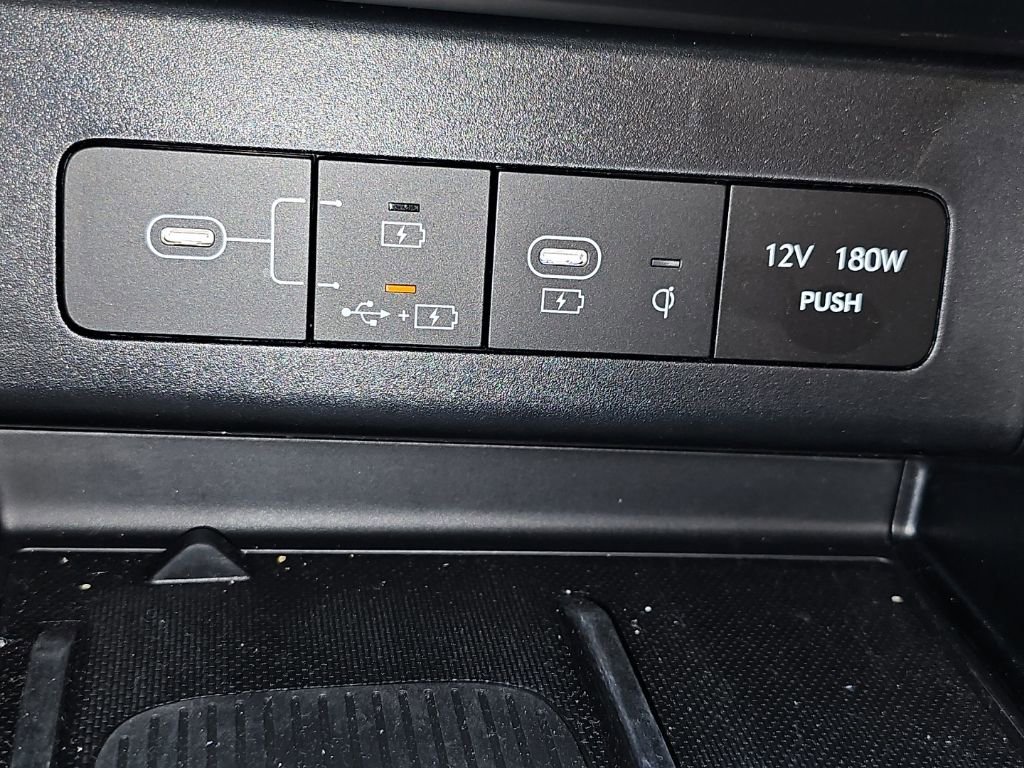 Used 2025 Hyundai Sonata SEL FWD image 18