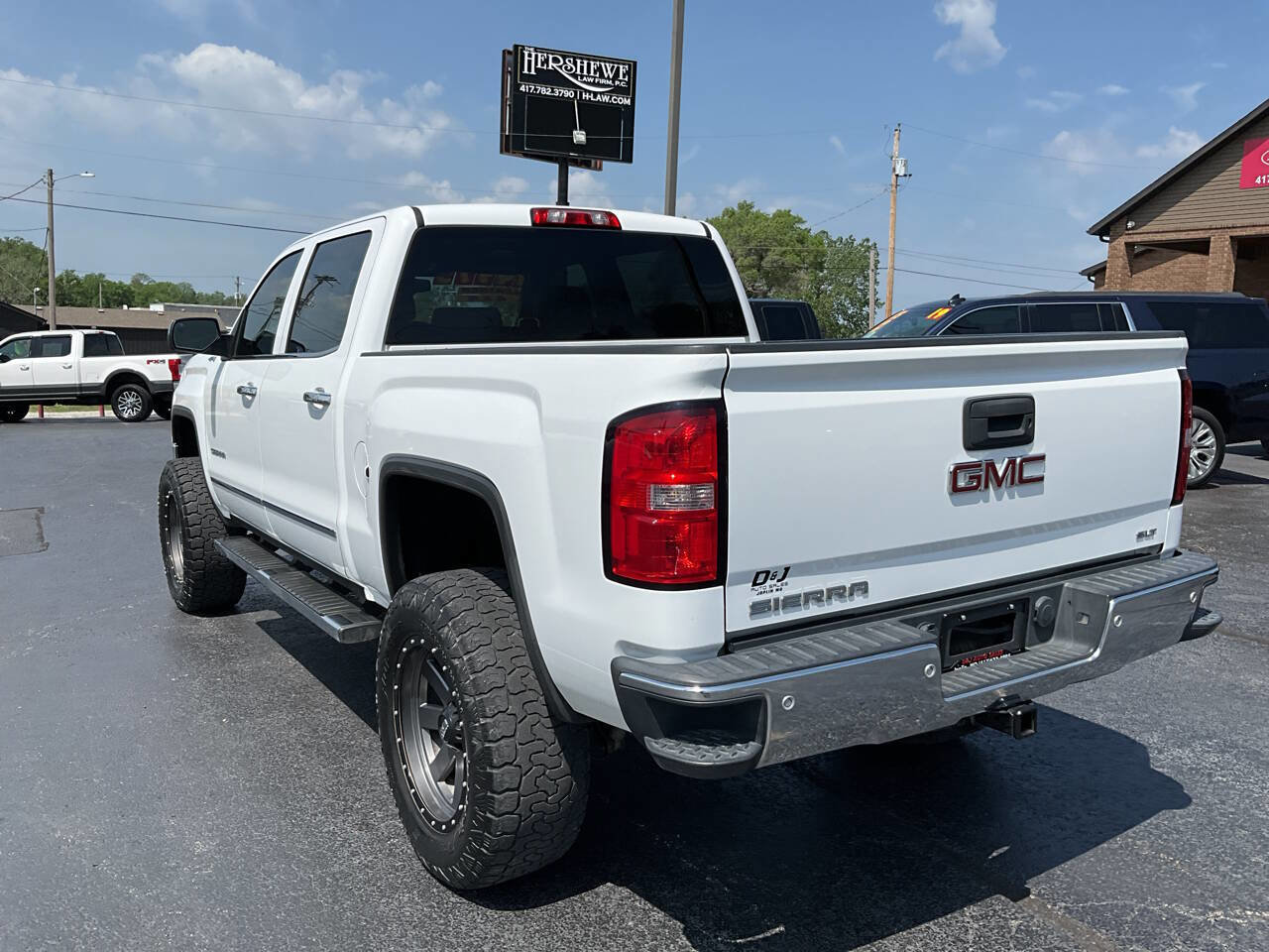 Used 2014 GMC Sierra 1500 SLT w/ SLT Crew Cab Value Package AWD/4WD image 3