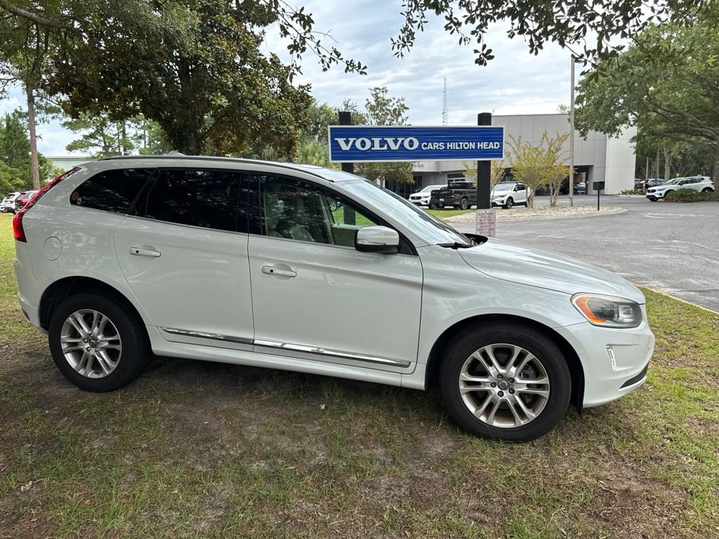 Used 2016 Volvo XC60 T5 Platinum FWD image 3