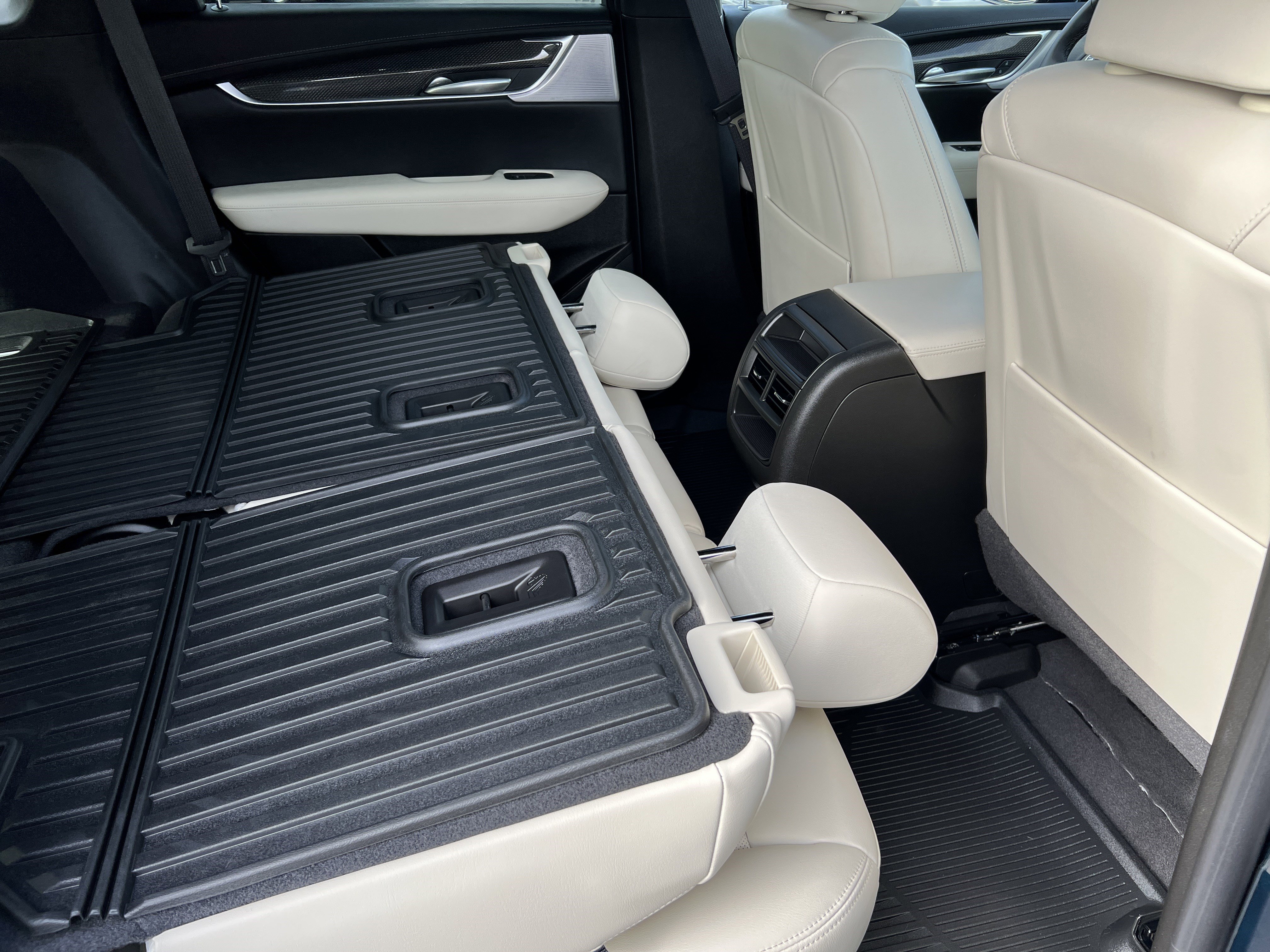 Used 2025 Cadillac XT5 Sportv image 24