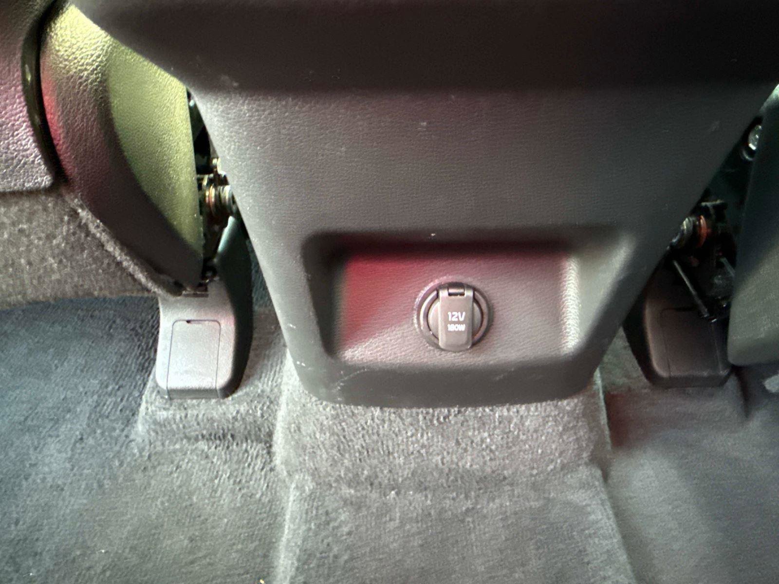 Used 2024 Kia Telluride EX w/ EX Captain's Chair Package image 22