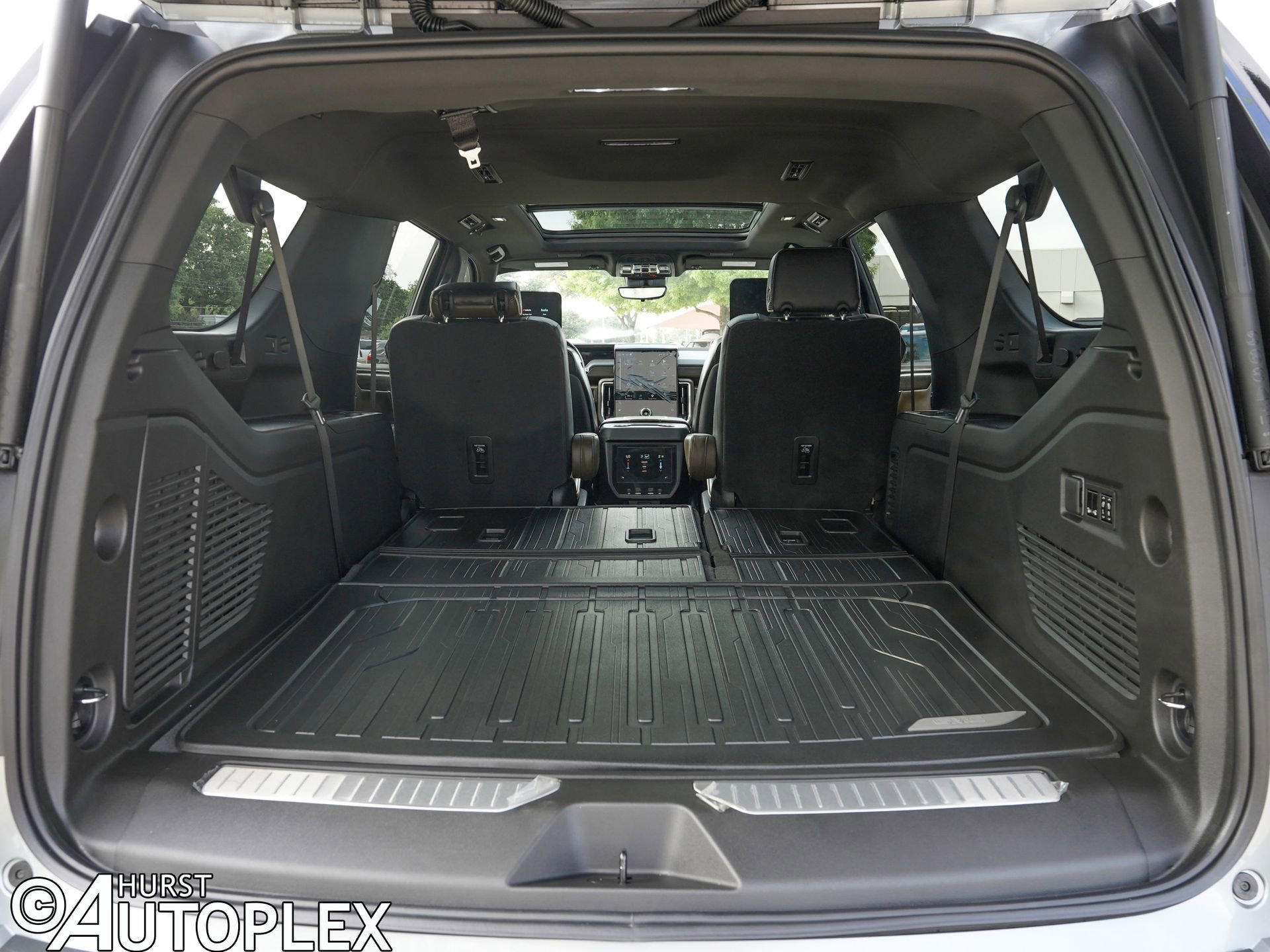 Used 2026 GMC Yukon XL Denali Ultimate w/ LPO, Floor Liner Package image 10