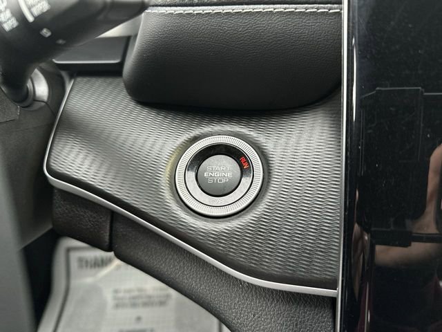 Used 2023 Jeep Grand Cherokee L Laredo image 16