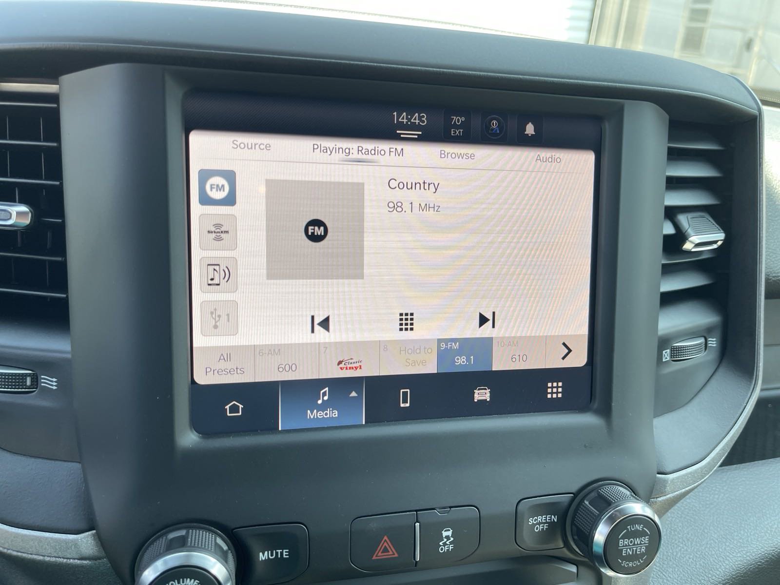 New 2024 RAM 3500 Tradesman w/ Chrome Appearance Group image 18