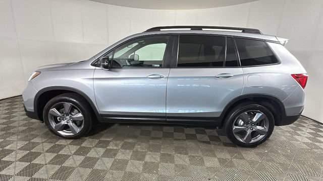Used 2021 Honda Passport Touring video 5