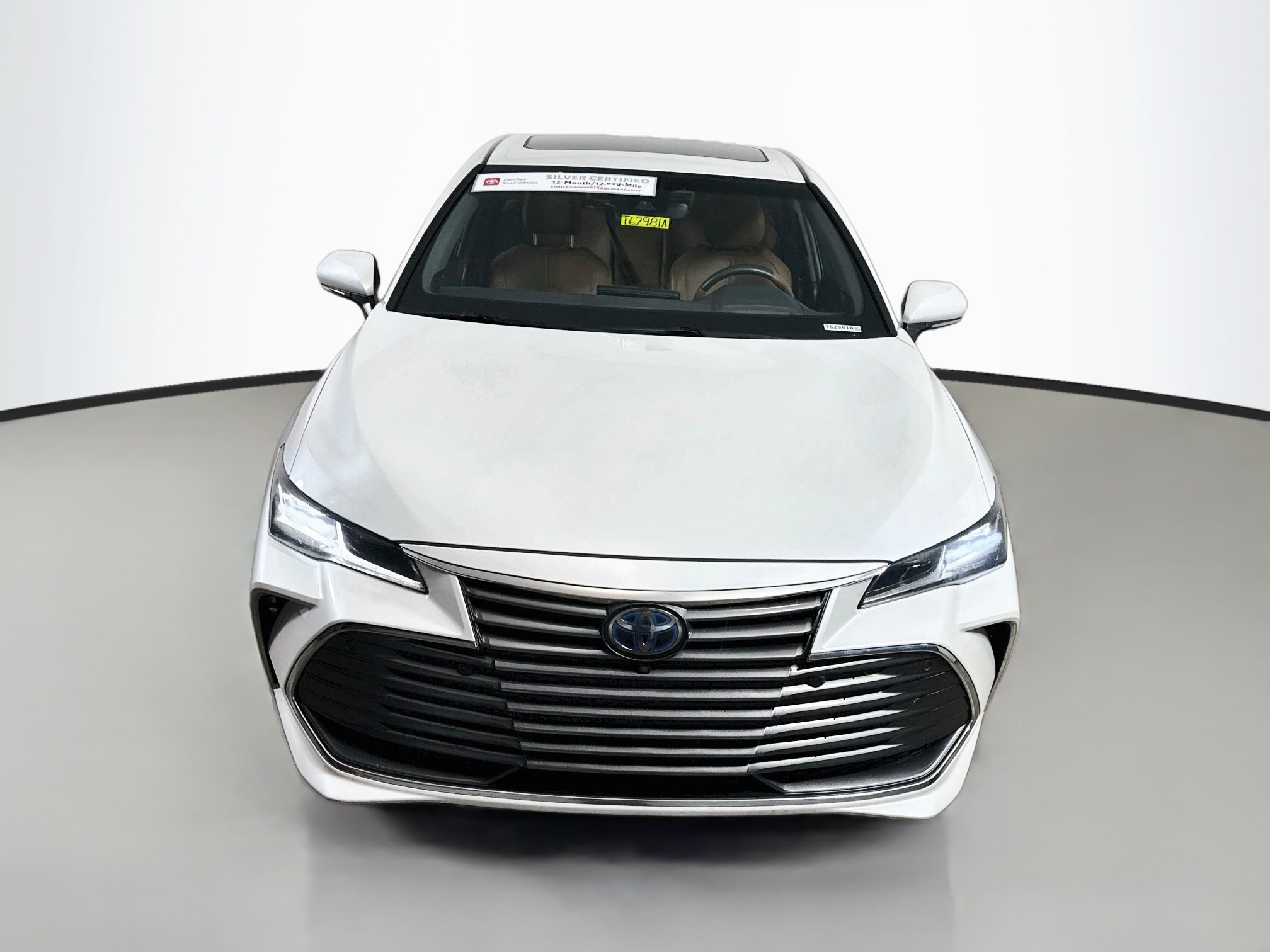 Certified 2019 Toyota Avalon Limited w/ Advanced Safety Package FWD image 2