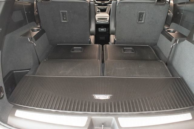 Used 2023 Cadillac XT6 Sport w/ Technology Package AWD/4WD image 15
