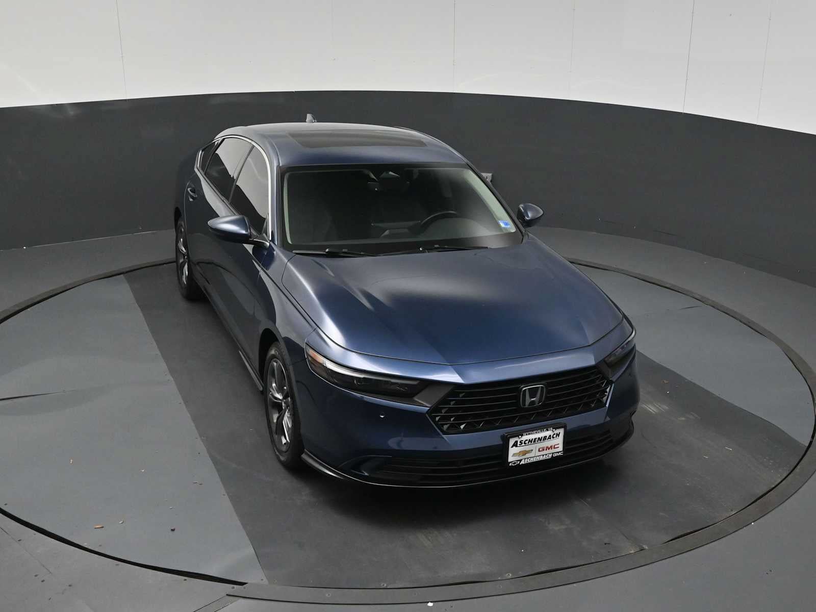 Used 2023 Honda Accord EX-L image 11