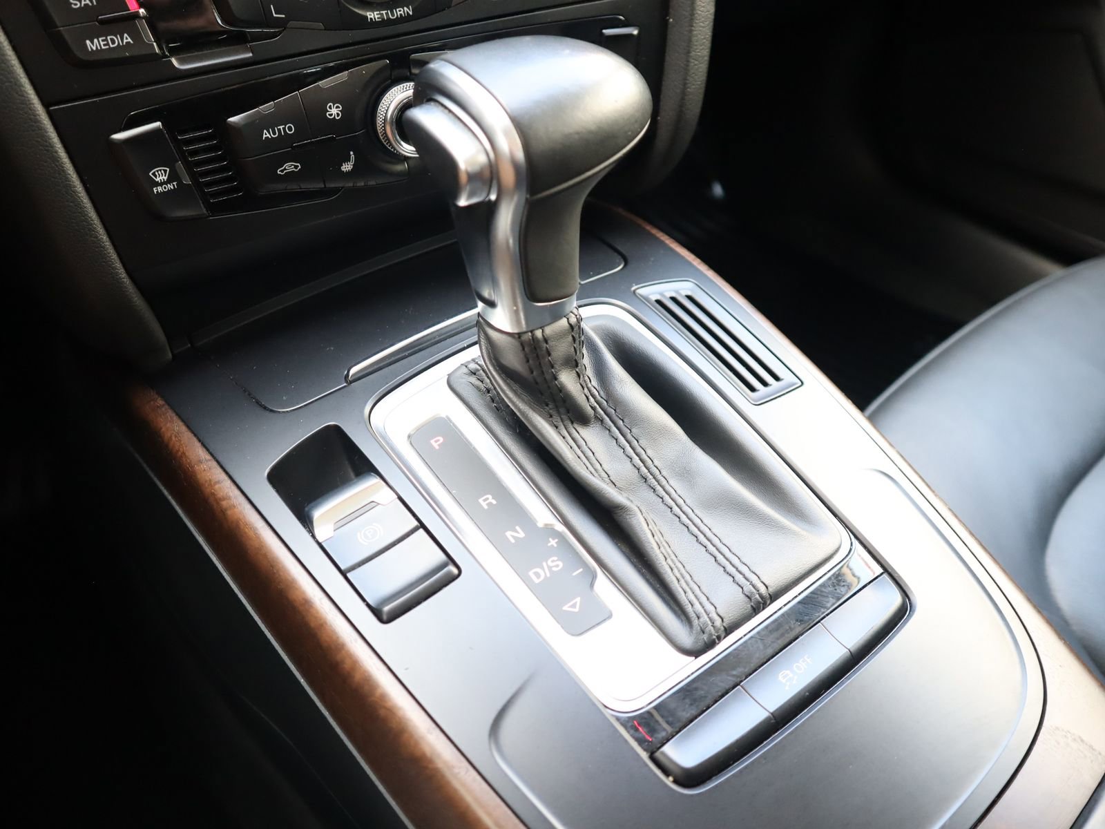 Used 2014 Audi A4 Premium w/ Lighting Package AWD/4WD image 36