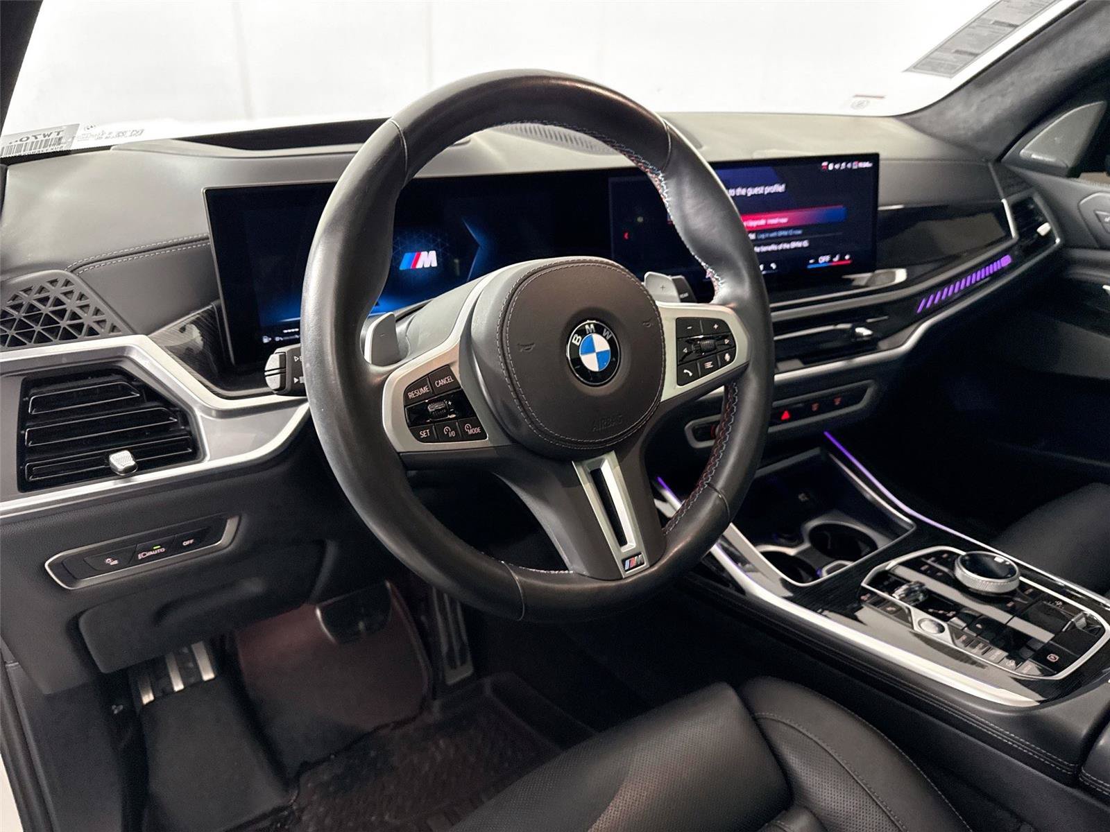 Used 2025 BMW X7 M60i w/ Executive Package AWD/4WD image 4