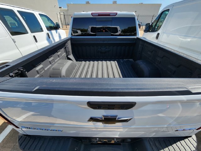 Used 2023 Chevrolet Silverado 1500 RST w/ Convenience Package II AWD/4WD image 5