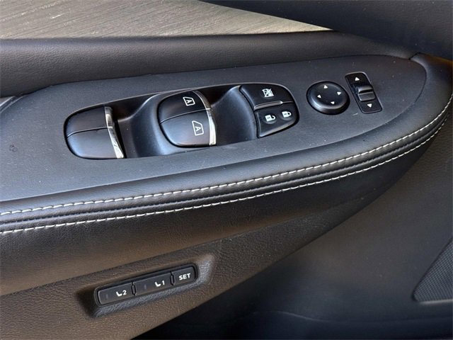 Used 2017 Nissan Murano Platinum w/ Platinum Technology Package image 17