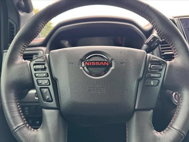 Used 2021 Nissan Titan PRO-4X AWD/4WD image 19