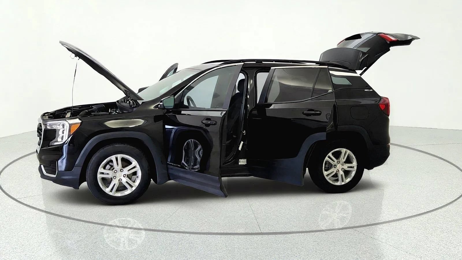 Used 2023 GMC Terrain SLE w/ Driver Convenience Package FWD image 10