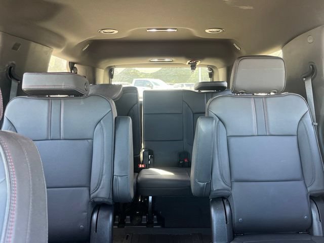 Used 2024 Chevrolet Tahoe RST w/ Luxury Package RWD image 34