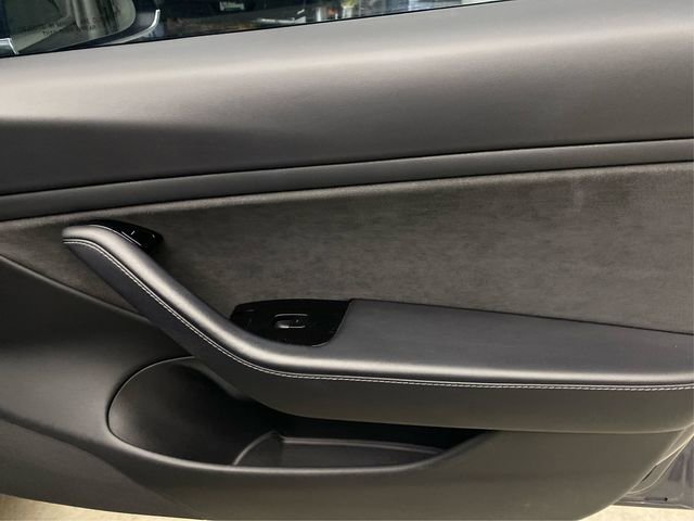 Used 2018 Tesla Model 3 Long Range AWD/4WD image 26