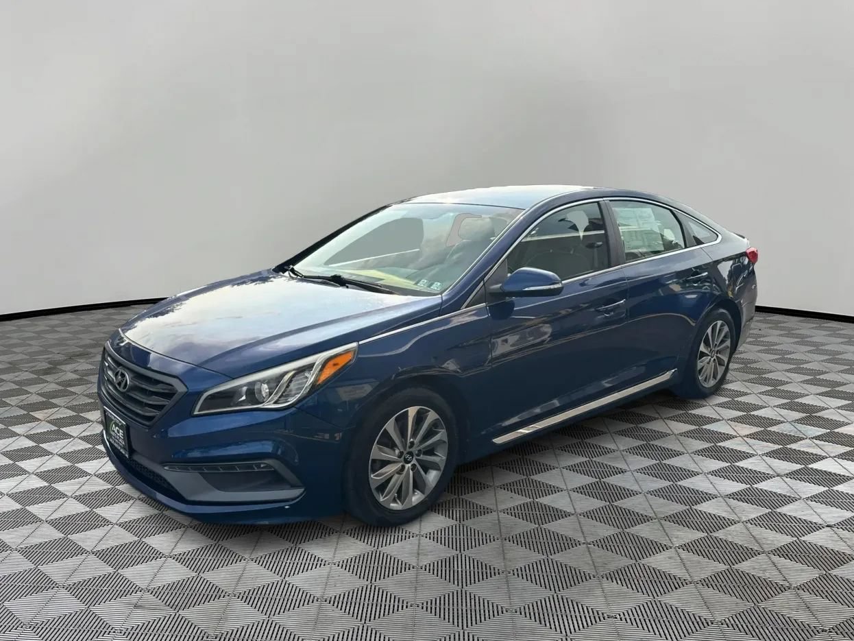 Used 2017 Hyundai Sonata Sport FWD image 2