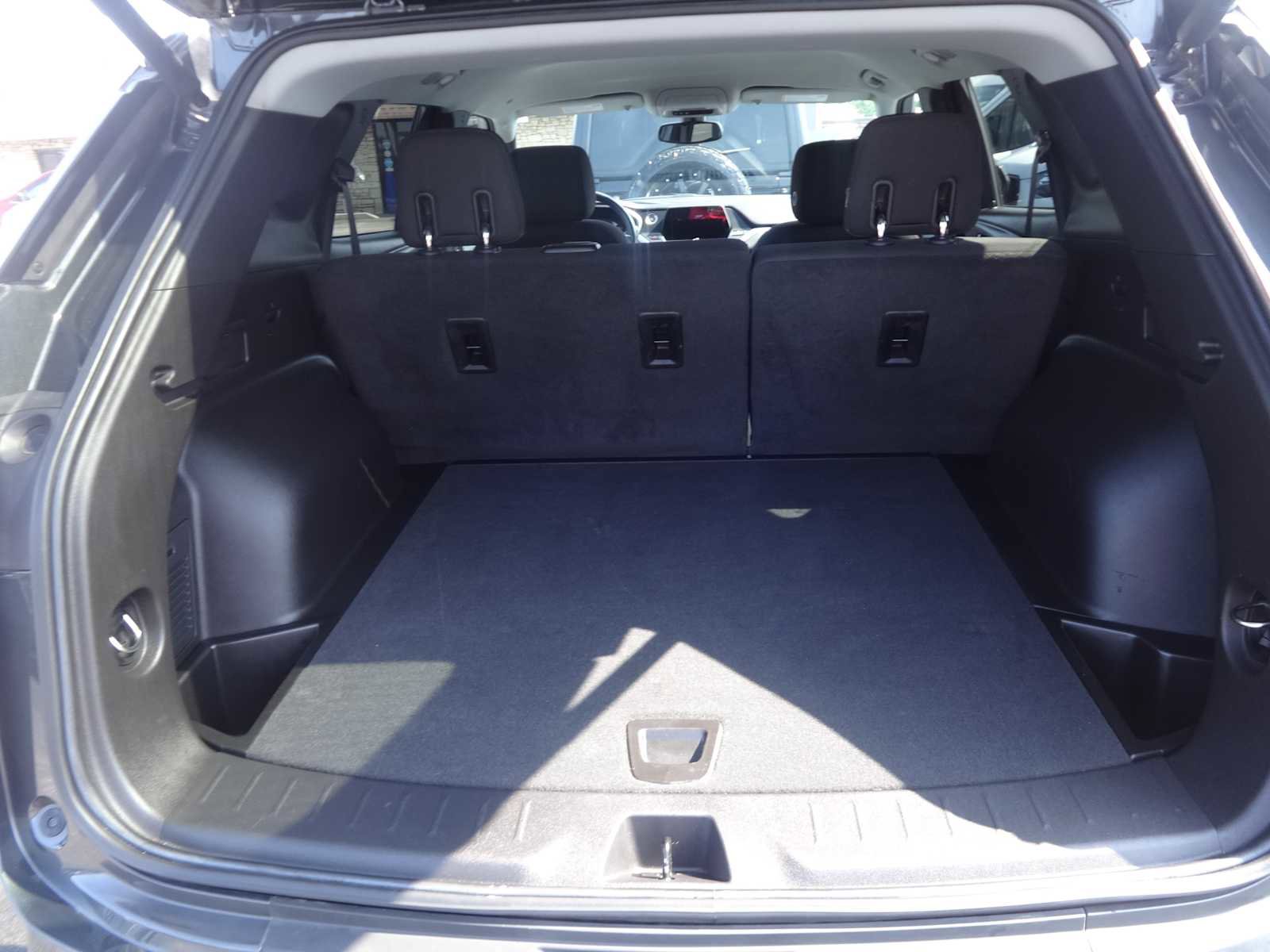 Used 2019 Chevrolet Blazer LT image 8