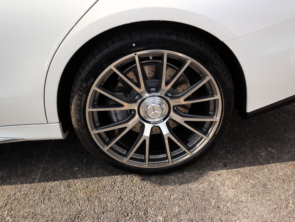 New 2026 Mercedes-Benz E 53 AMG e 4MATIC Sedan image 9