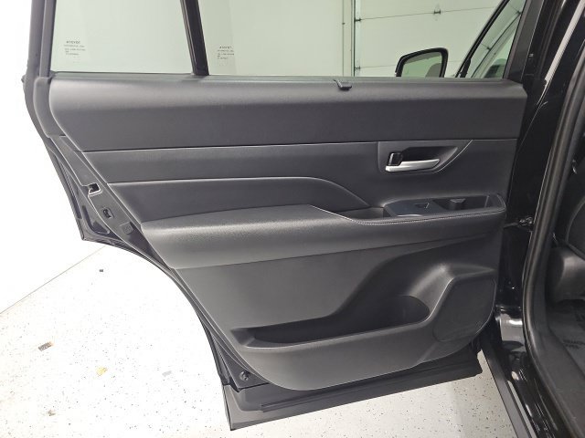 Certified 2024 Toyota Grand Highlander AWD image 32