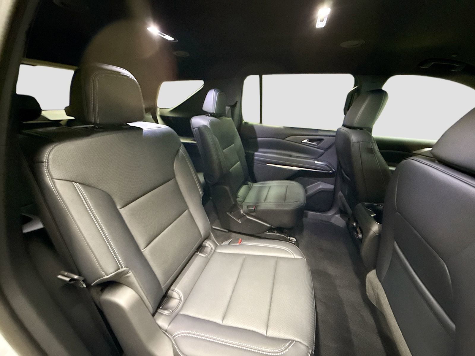 New 2026 Chevrolet Traverse LT w/ Driver Confidence Package image 30