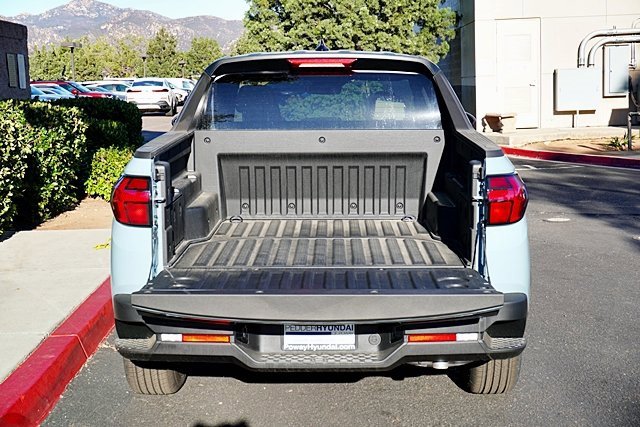 New 2025 Hyundai Santa Cruz SE image 16