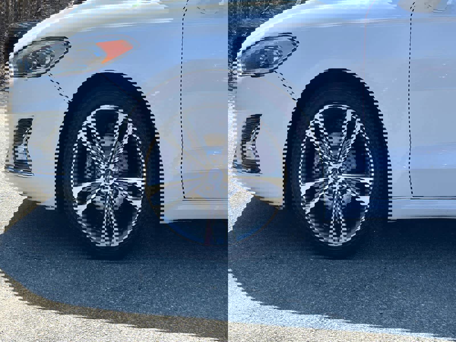 Used 2020 Ford Fusion Titanium AWD/4WD image 12