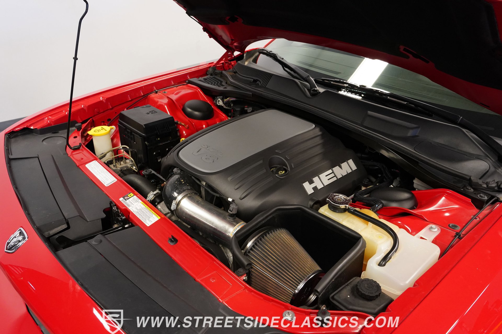 Used 2009 Dodge Challenger R/T image 32