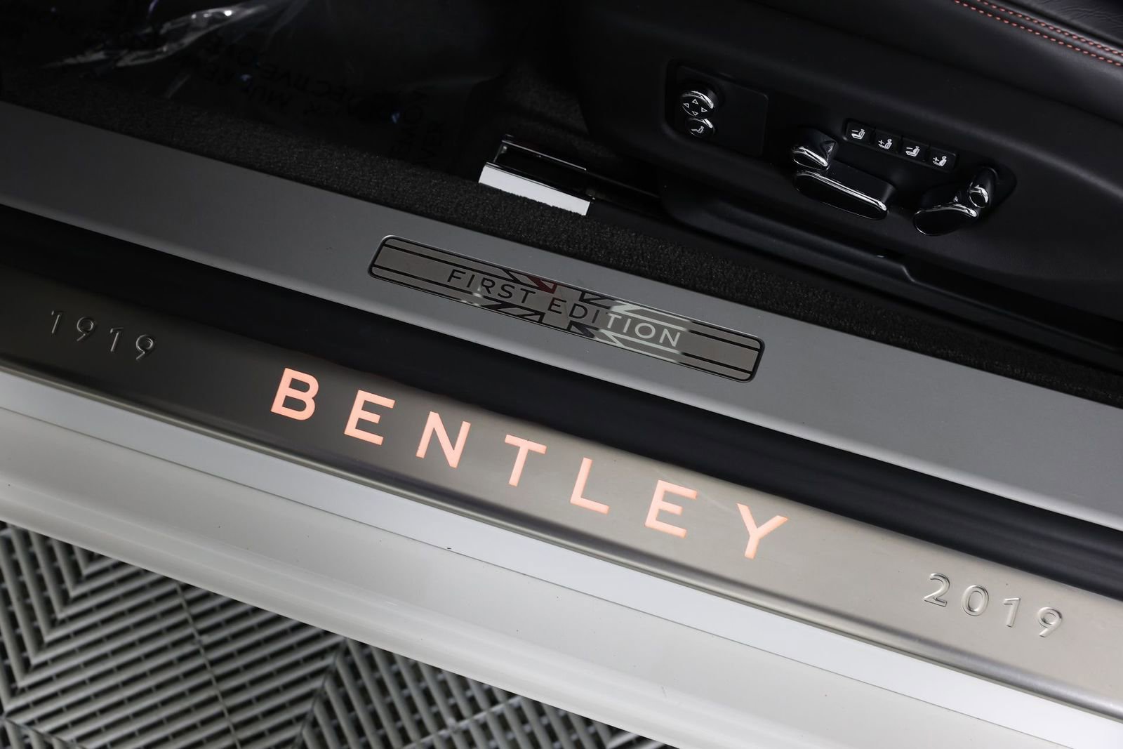 Used 2020 Bentley Continental GT image 24