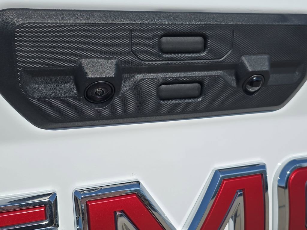 New 2026 GMC Sierra 2500 AT4 w/ AT4 Premium Plus Package AWD/4WD image 14