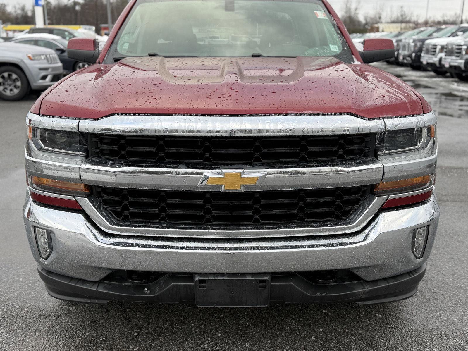 Used 2018 Chevrolet Silverado 1500 LT w/ All Star Edition image 2