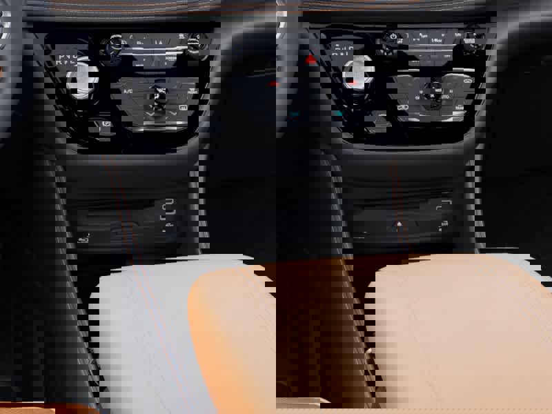 New 2026 Chrysler Pacifica Pinnacle image 24