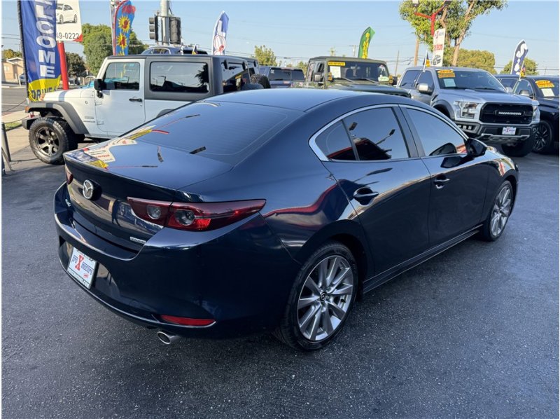 Used 2021 MAZDA MAZDA3 s image 14