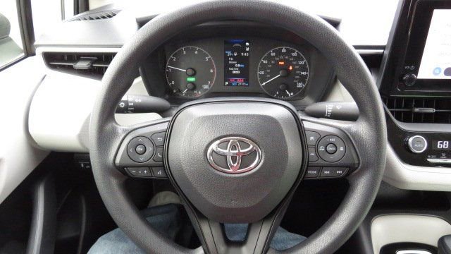 Used 2023 Toyota Corolla LE image 20