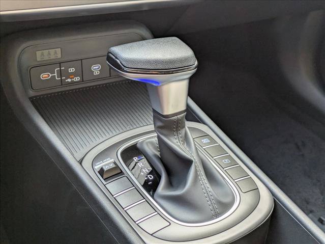 New 2027 Hyundai Kona SE FWD image 16