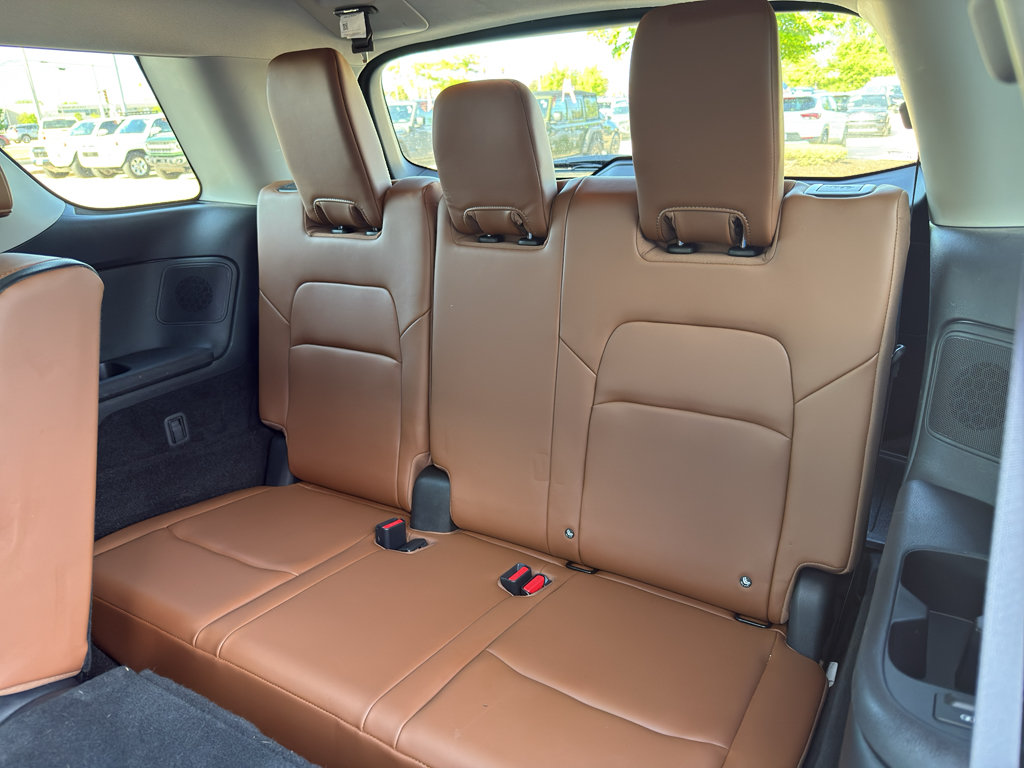 Used 2023 Nissan Pathfinder Platinum w/ Black Appearance Package FWD image 42