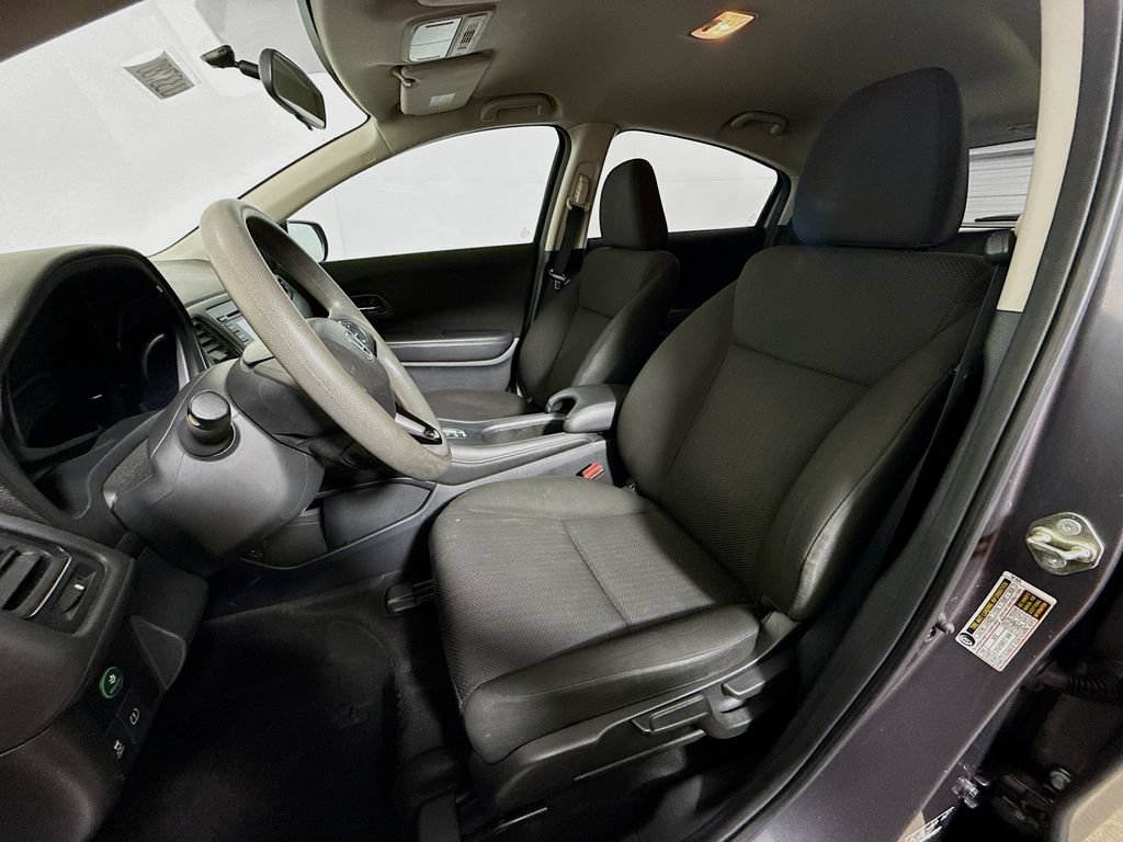 Used 2017 Honda HR-V LX image 19