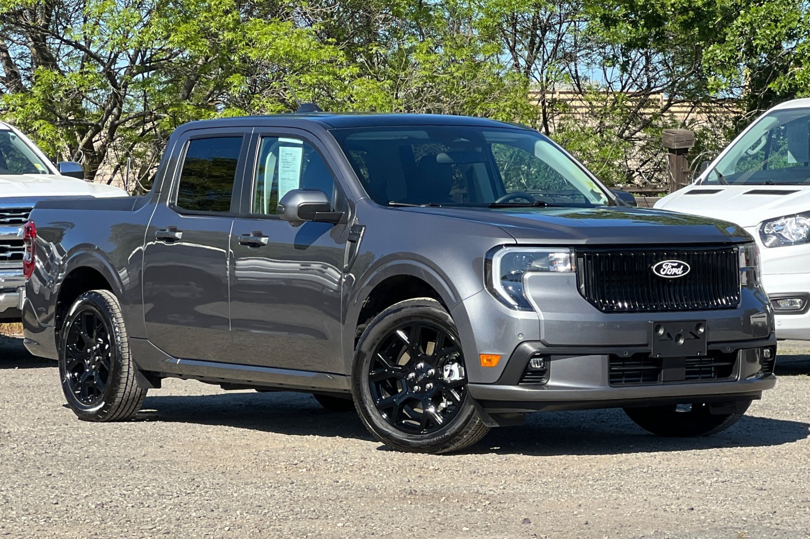 Used 2025 Ford Maverick Lobo AWD/4WD image 2