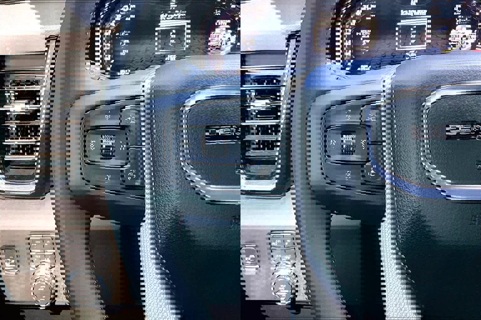 Used 2025 GMC Sierra 2500 Denali w/ Denali Reserve Package image 24