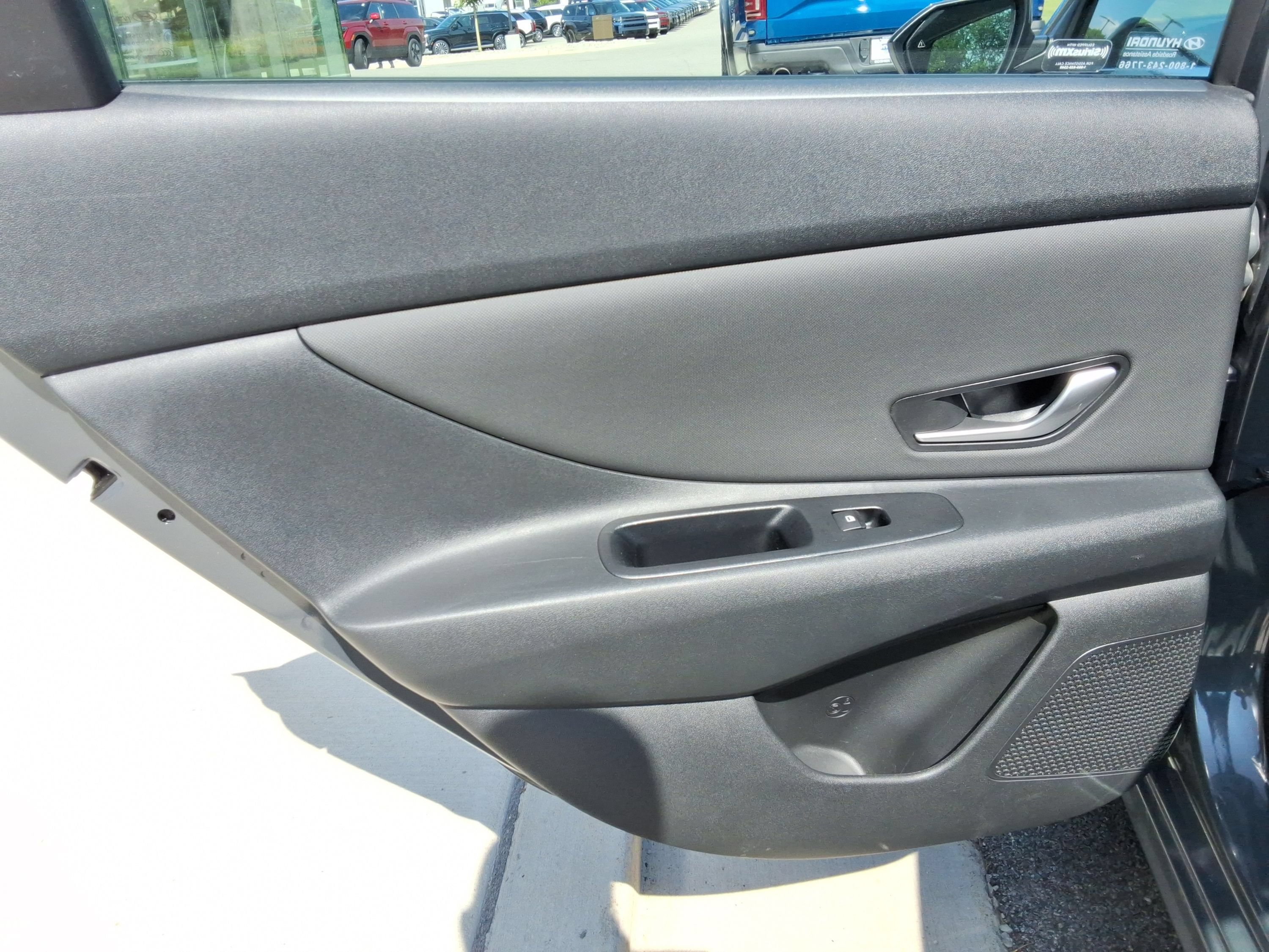 Used 2024 Hyundai Elantra SEL w/ Convenience Package FWD image 23