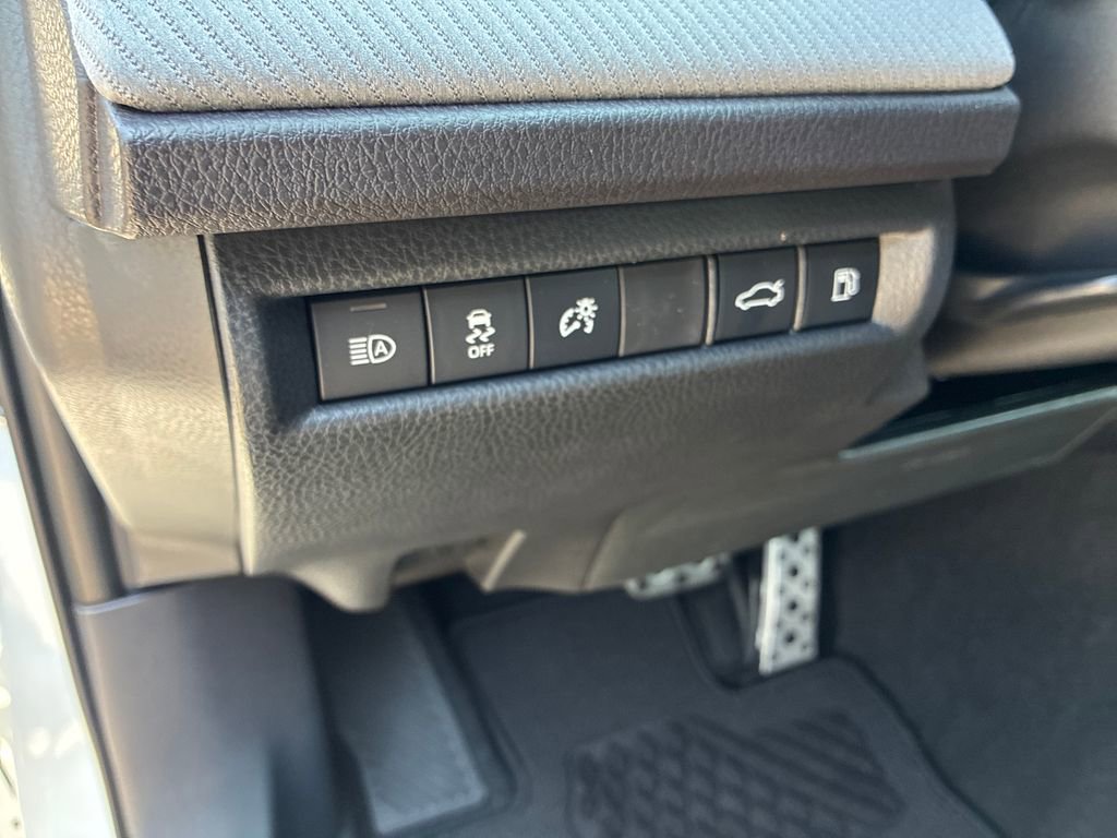 New 2026 Toyota Camry SE FWD image 31