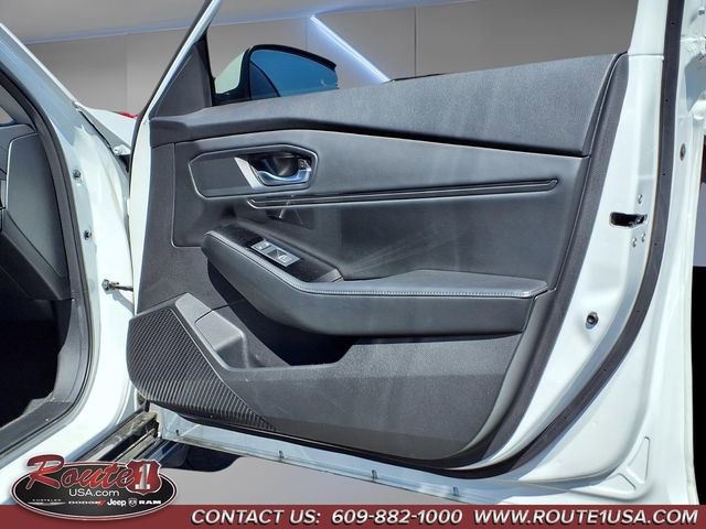 Used 2024 Honda Accord Touring image 12