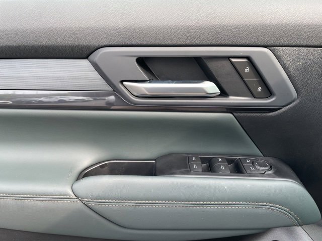 New 2026 GMC Terrain AT4 w/ Technology Package II image 12